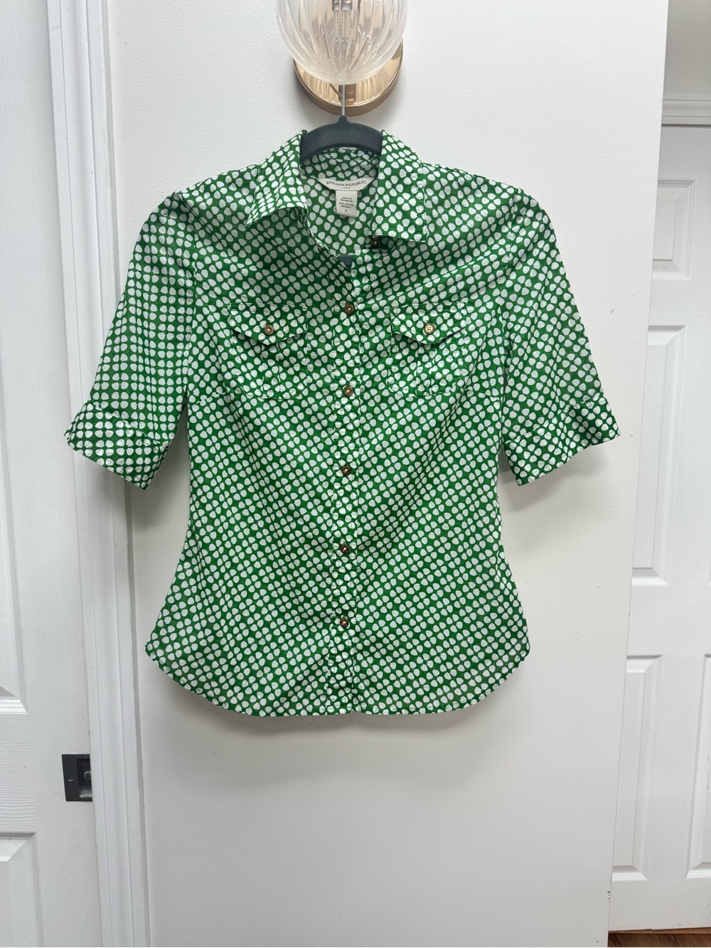 Banana Republic Green Floral Dot-Print Button Front Blouse